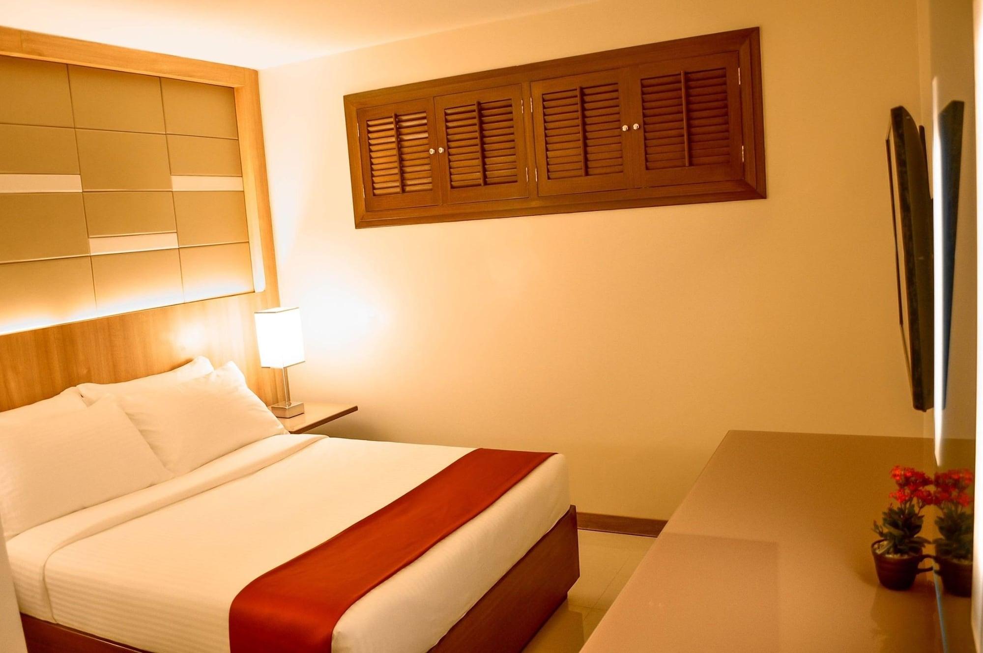 באגויו Hotel Veniz - Session מראה חיצוני תמונה