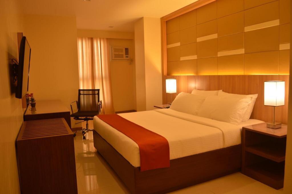 באגויו Hotel Veniz - Session מראה חיצוני תמונה